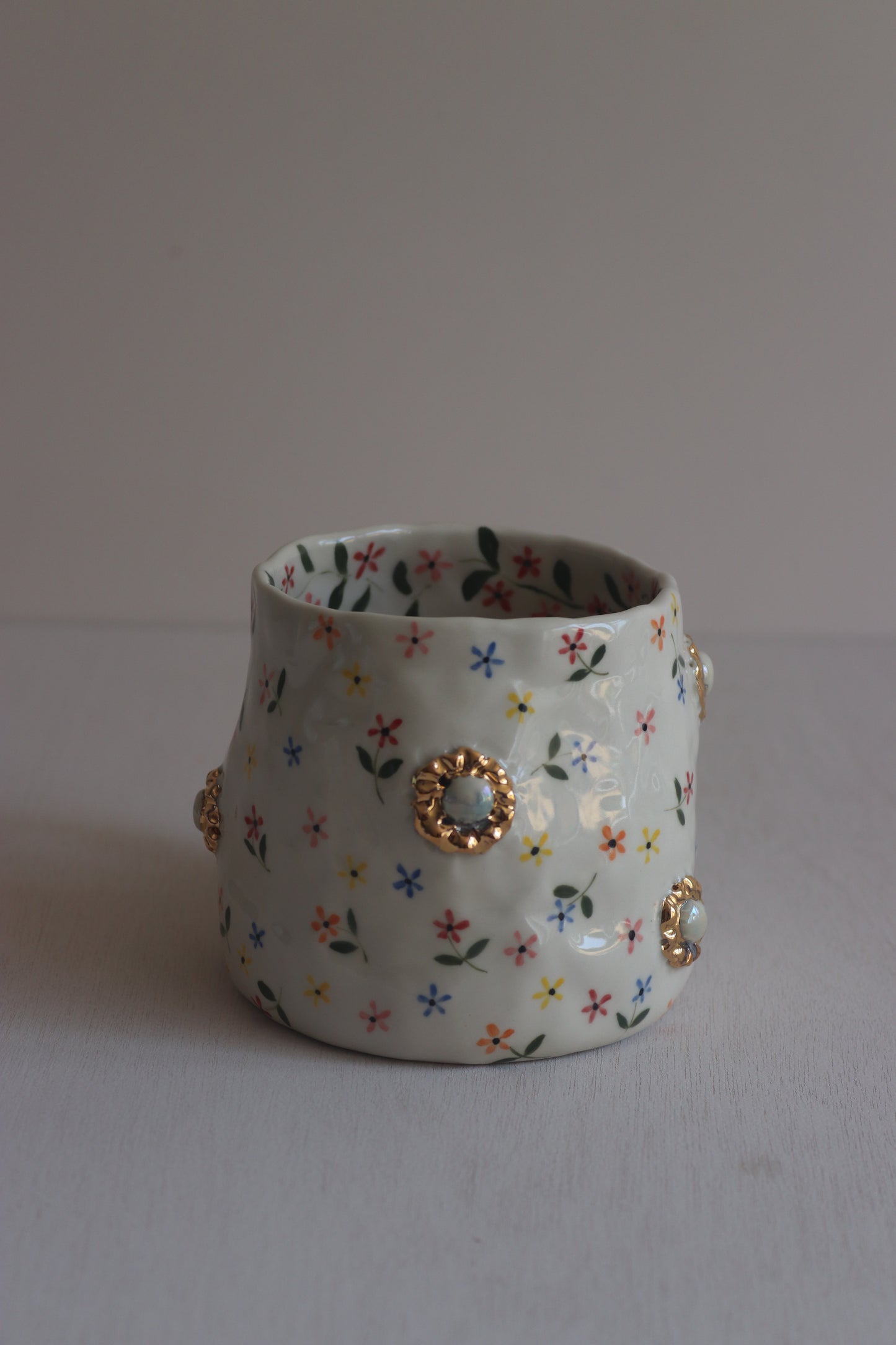 Floral Field Mug with Gold Lustre